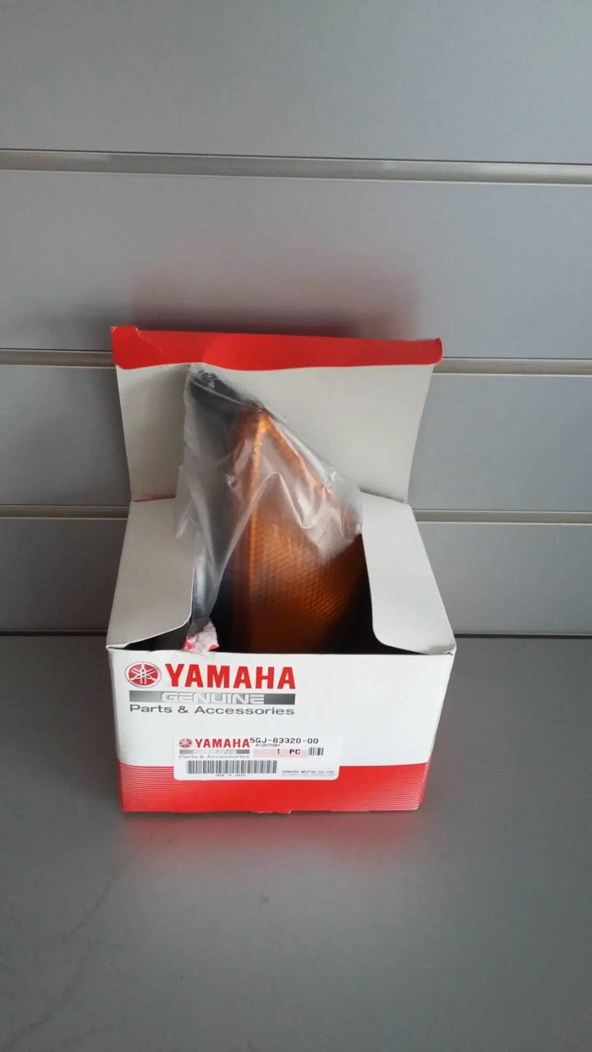 FRECCIA ANT DX COMPLETA YAMAHA TMAX 500 (2)