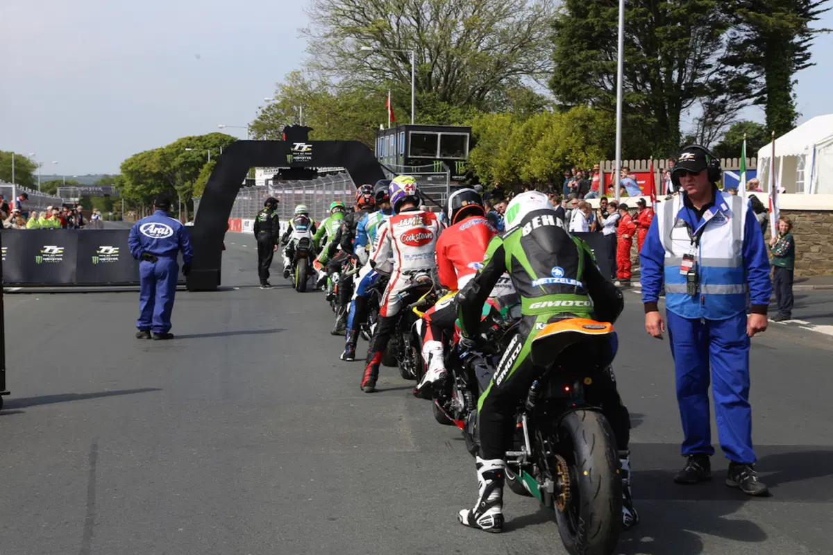 Cartoline dal Tourist Trophy 2015 (17)