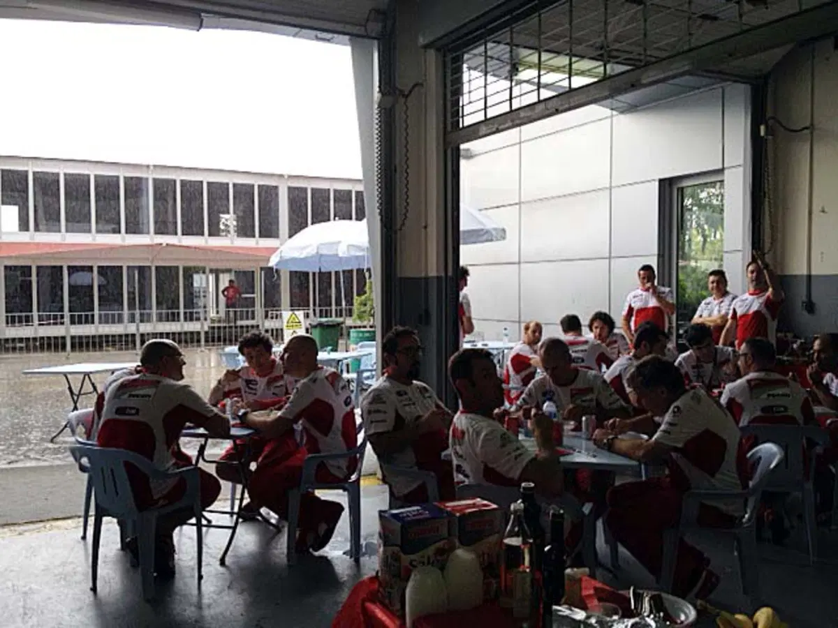 Test a Sepang, 3° giorno. Stoner detta il ritmo (3)