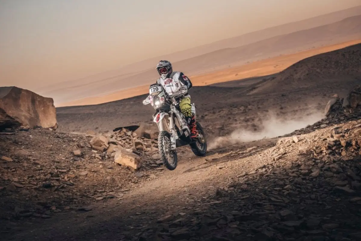 Africa Eco Race. D-4. Un inglese, Poskitt, KTM a Smara (10)