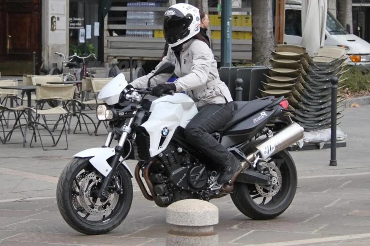 BMW F 800 R 2012  (10)