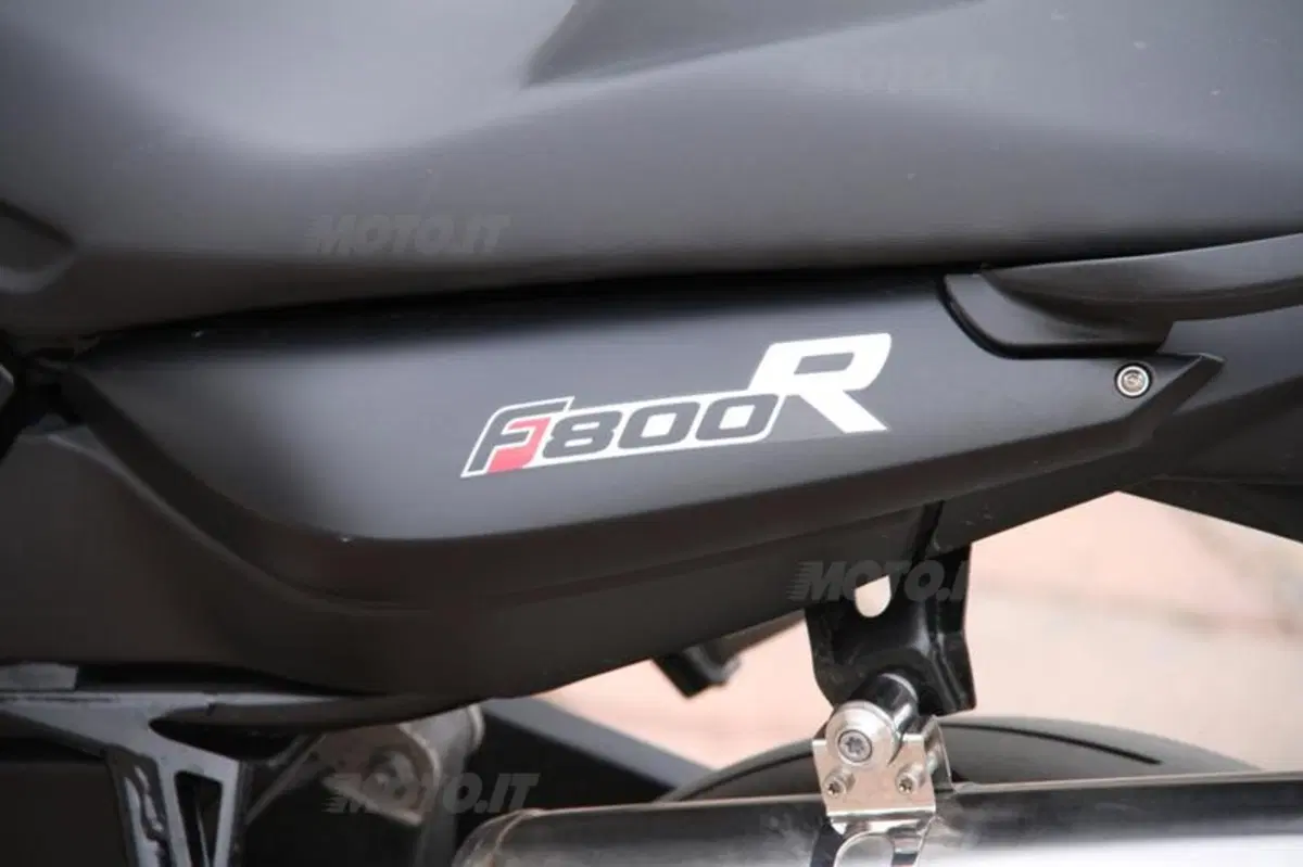BMW F 800 R 2012  (21)
