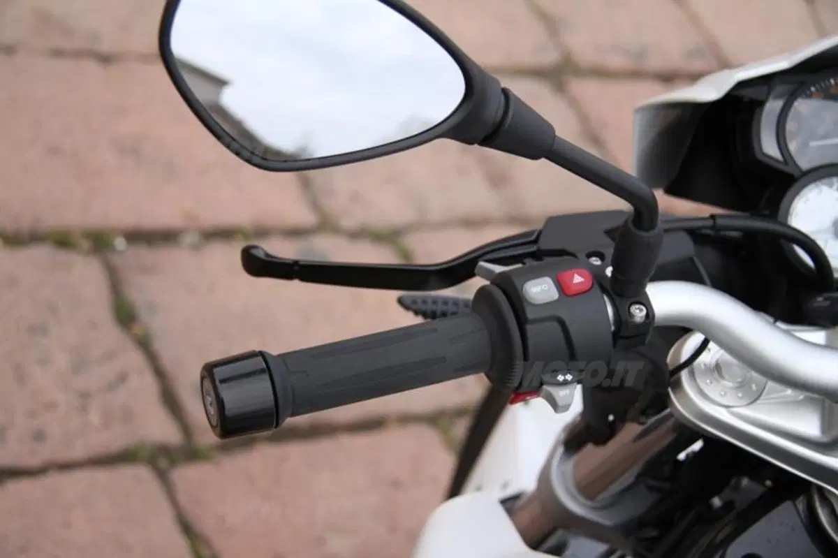BMW F 800 R 2012  (24)