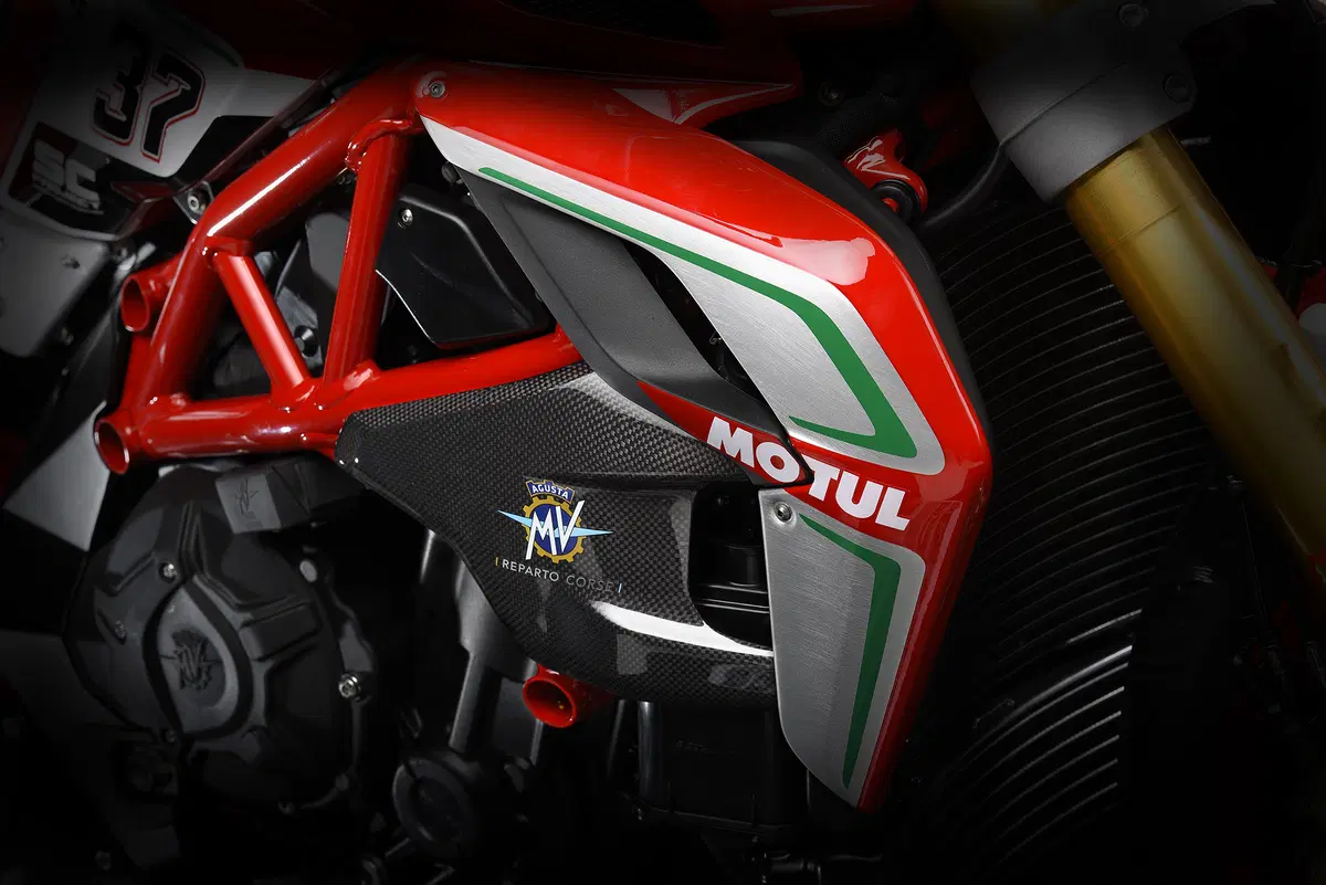 EICMA 2017: MV Agusta Dragster 800 RC 2018 (12)