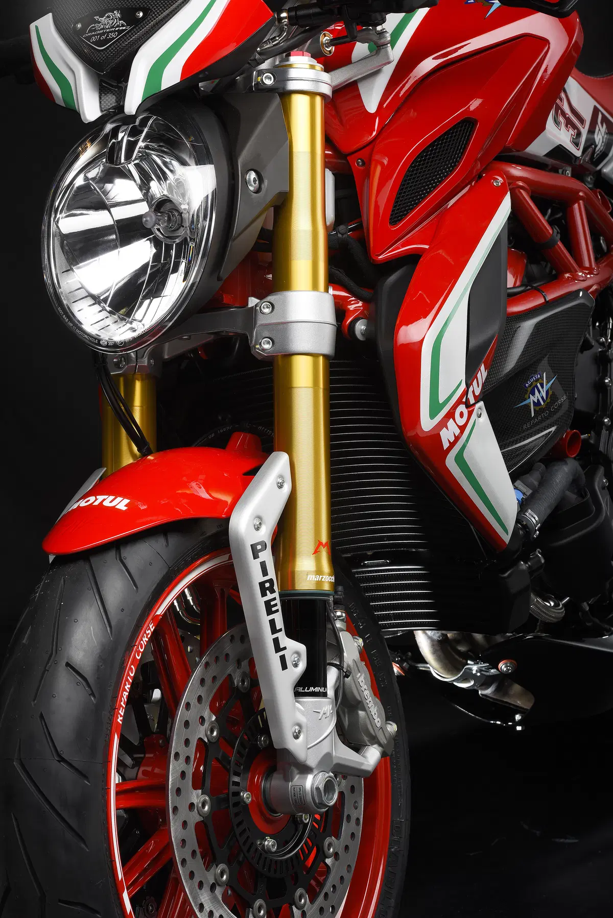 EICMA 2017: MV Agusta Dragster 800 RC 2018 (21)