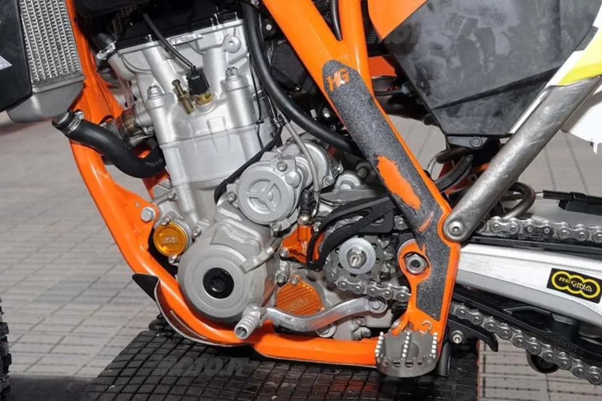 De Carli: "La KTM SX 350 di Tony Cairoli è più potente" (4)