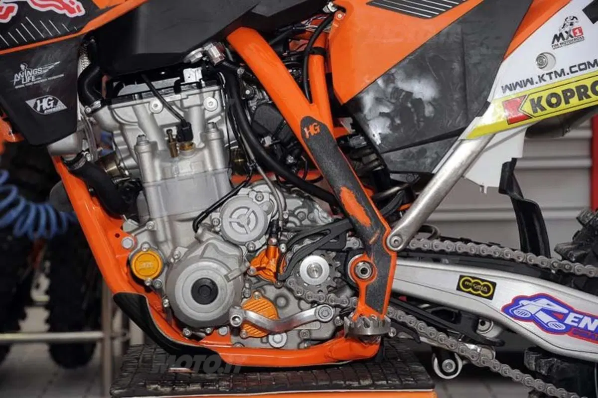 De Carli: "La KTM SX 350 di Tony Cairoli è più potente" (21)