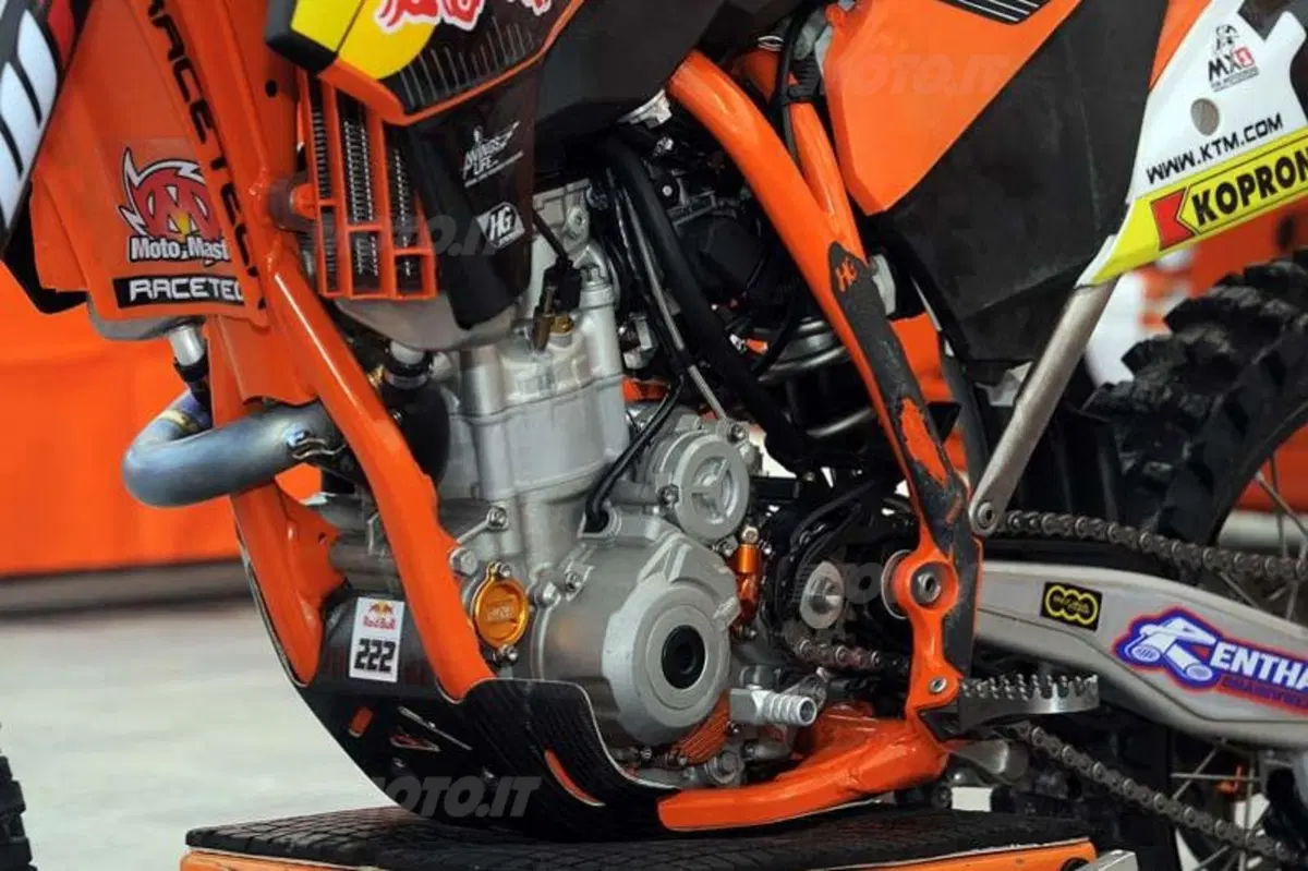 De Carli: "La KTM SX 350 di Tony Cairoli è più potente" (28)