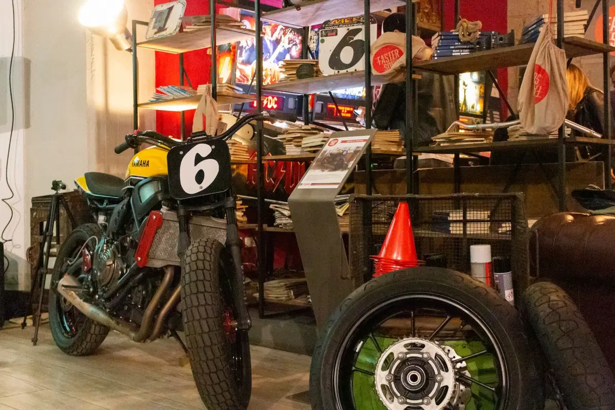Yamaha Violante, la special vincente di Garage 221 (2)