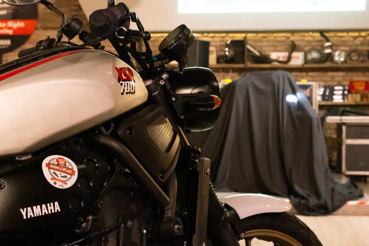 Yamaha Violante, la special vincente di Garage 221 (10)