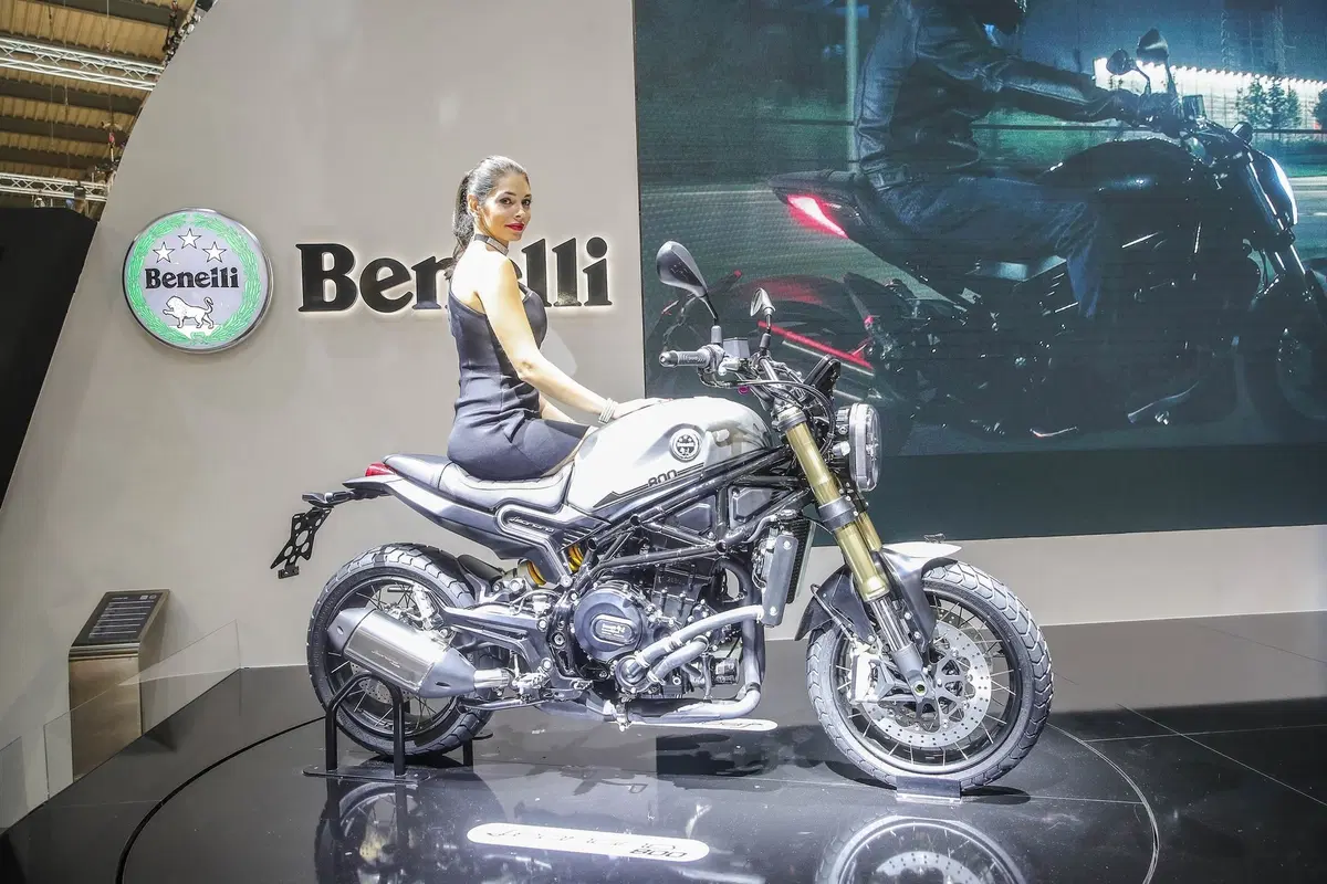 Benelli Leoncino 800 e 800 Trail a EICMA 2019: video, foto e dati (12)