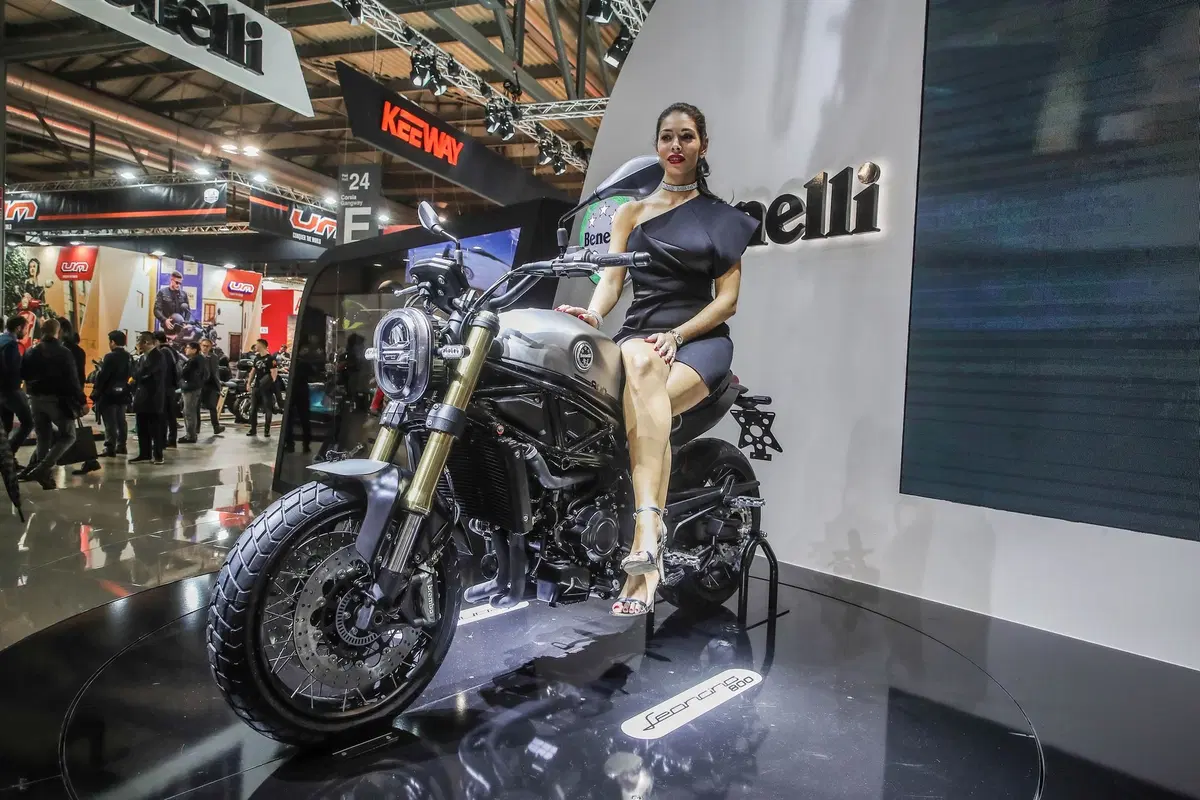 Benelli Leoncino 800 e 800 Trail a EICMA 2019: video, foto e dati (19)