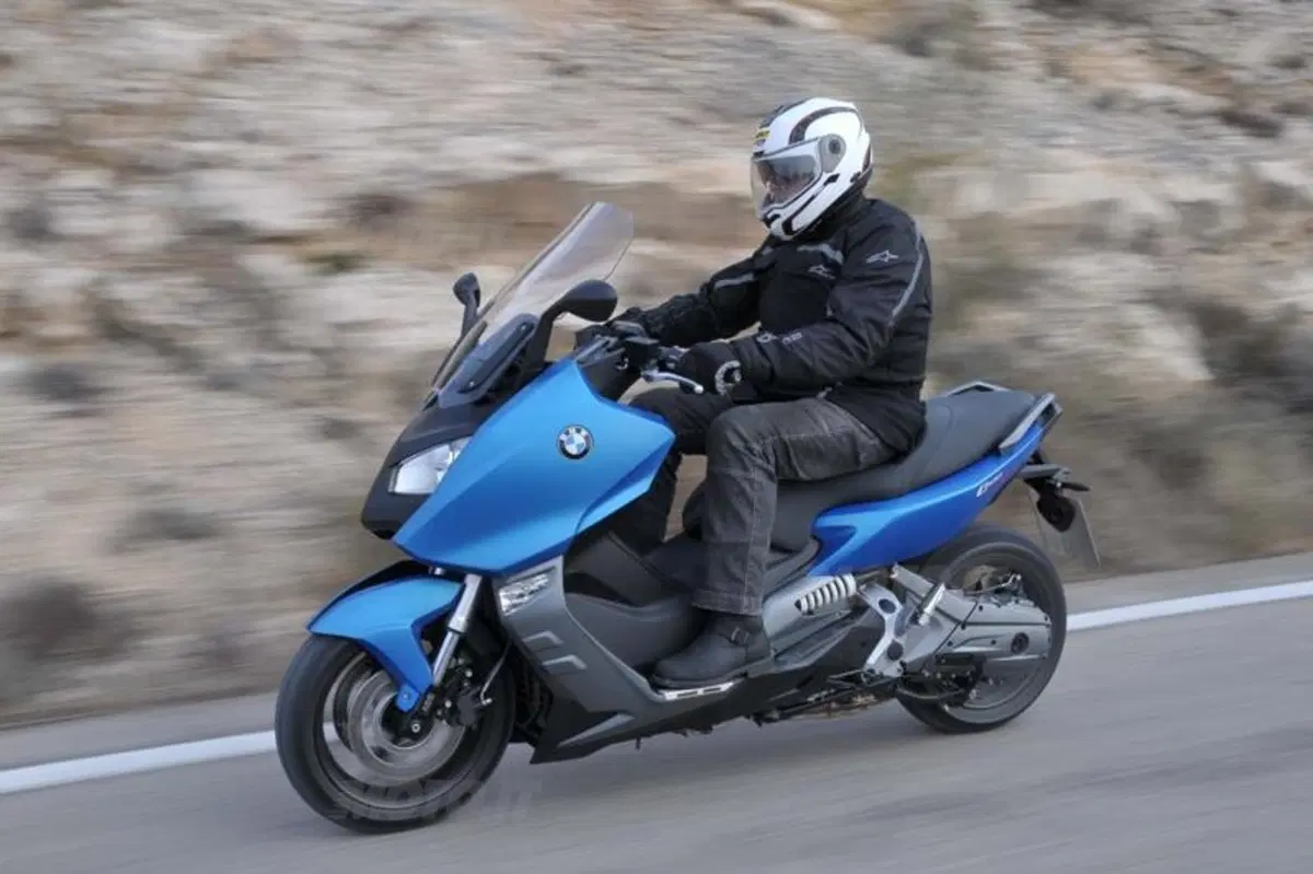 BMW C 600 Sport e C 650 GT  (6)
