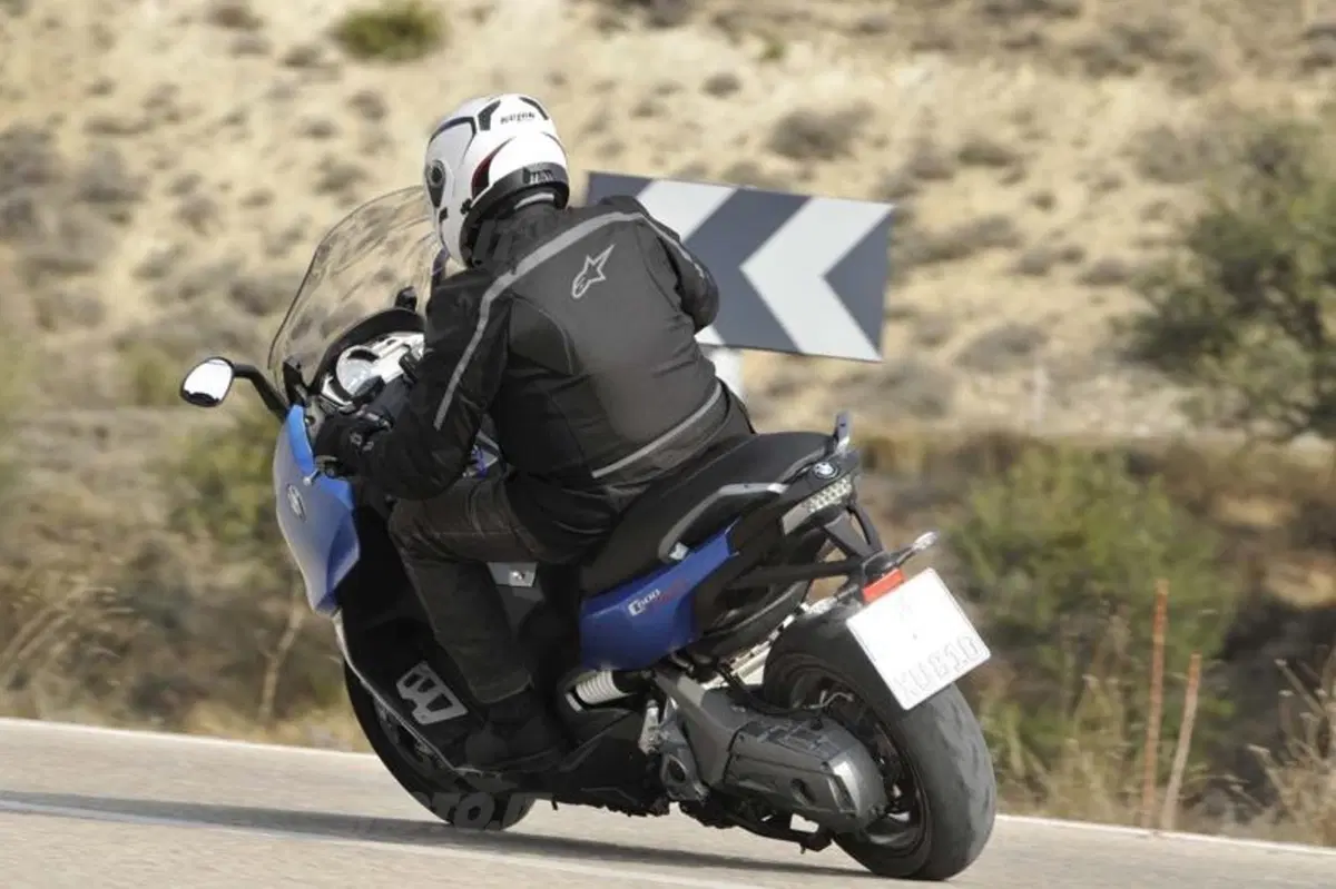 BMW C 600 Sport e C 650 GT  (7)