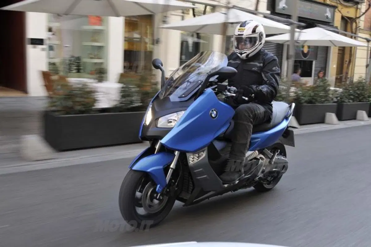 BMW C 600 Sport e C 650 GT  (8)