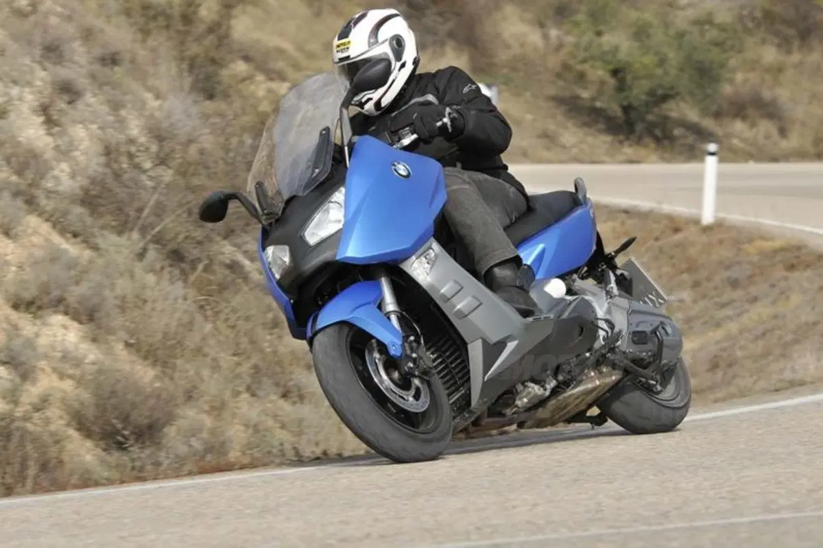 BMW C 600 Sport e C 650 GT  (16)