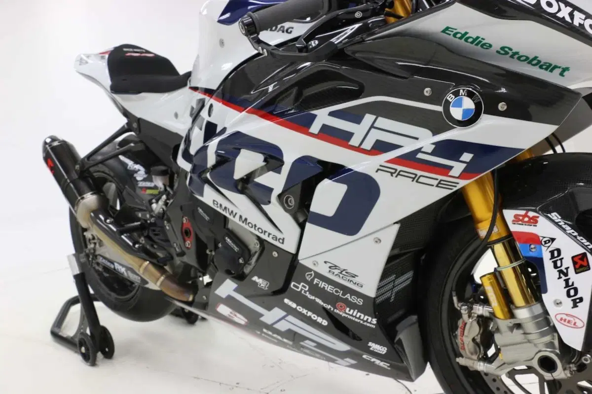 Una BMW HP4 Race ex Michael Dunlop in vendita. Interessa? (8)