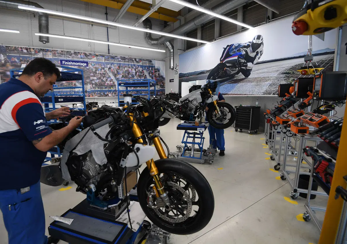 BMW HP4 Race - Carbonio al potere (17)