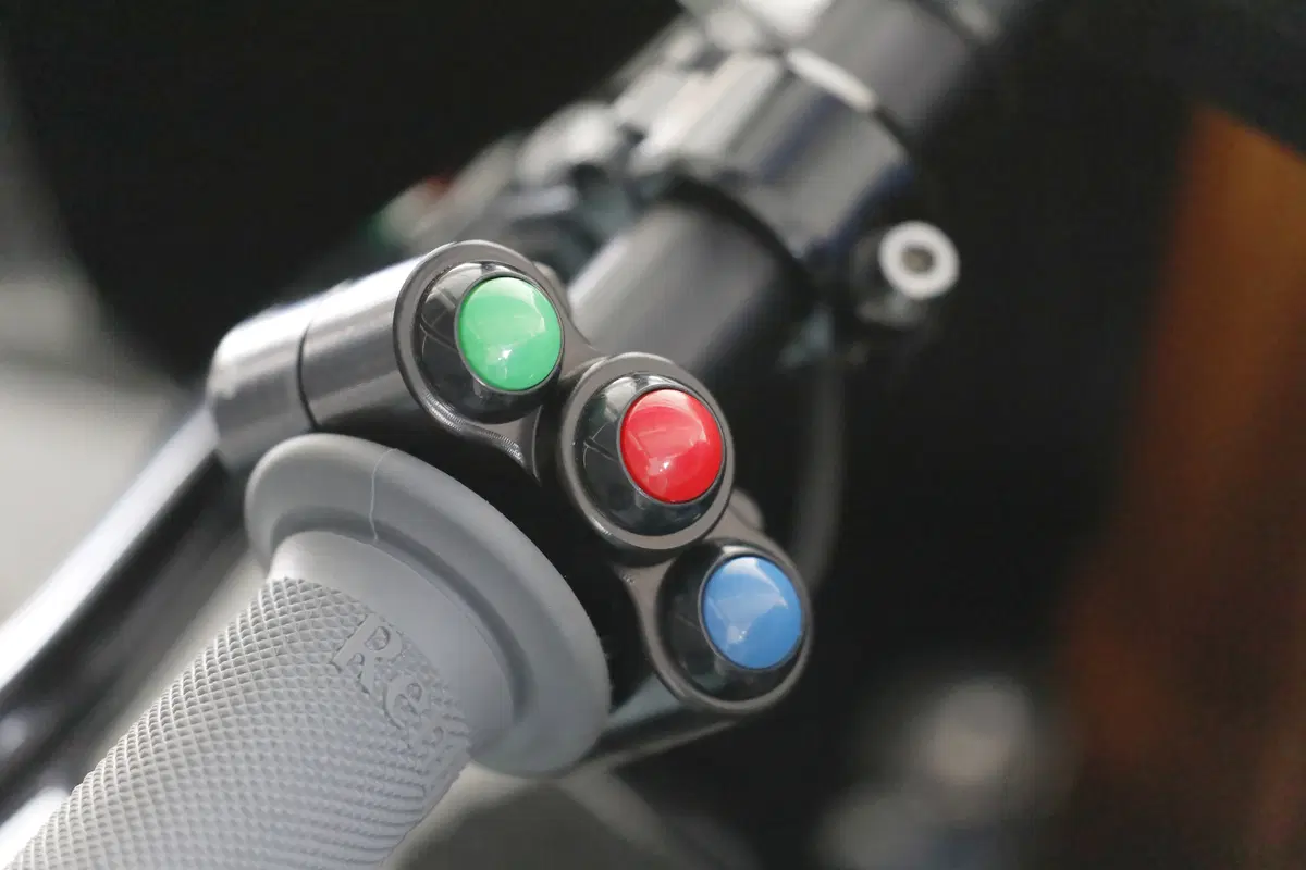 BMW HP4 Race - Carbonio al potere (40)