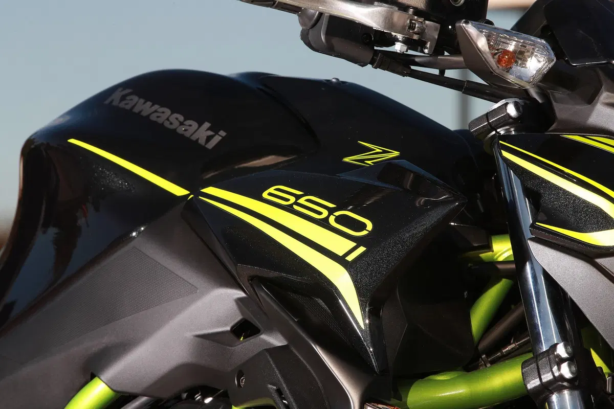 Kawasaki Z650 2020, TEST: squadra che vince, non si cambia!