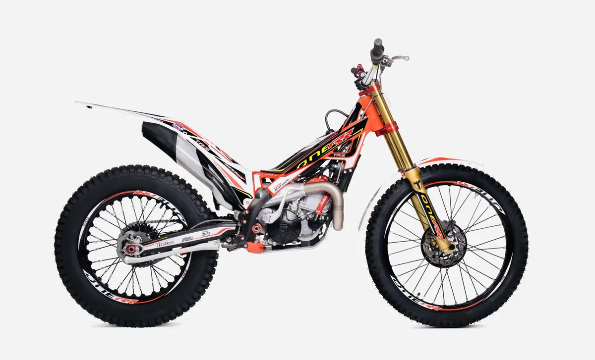 TRS Motorcycles One 300 One 300 RR (2020) (8)
