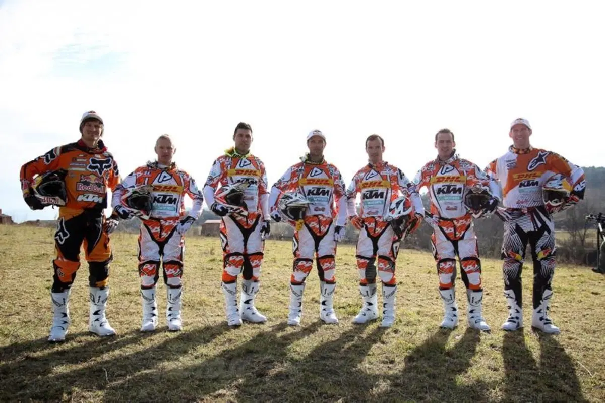 KTM presenta il dream team per il Mondiale Enduro 2012 (3)