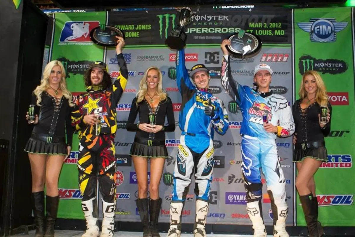 Supercross. Villopoto vince a St. Louis (11)