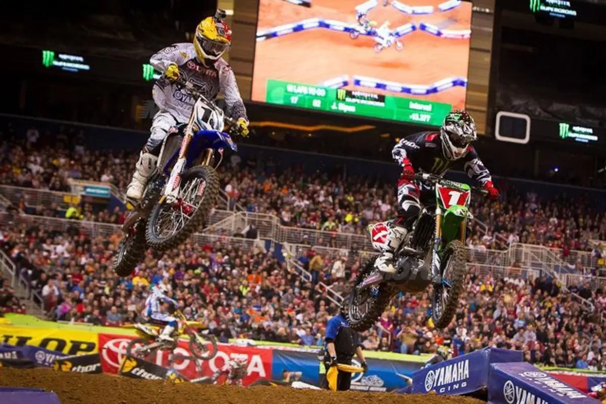 Supercross. Villopoto vince a St. Louis (12)