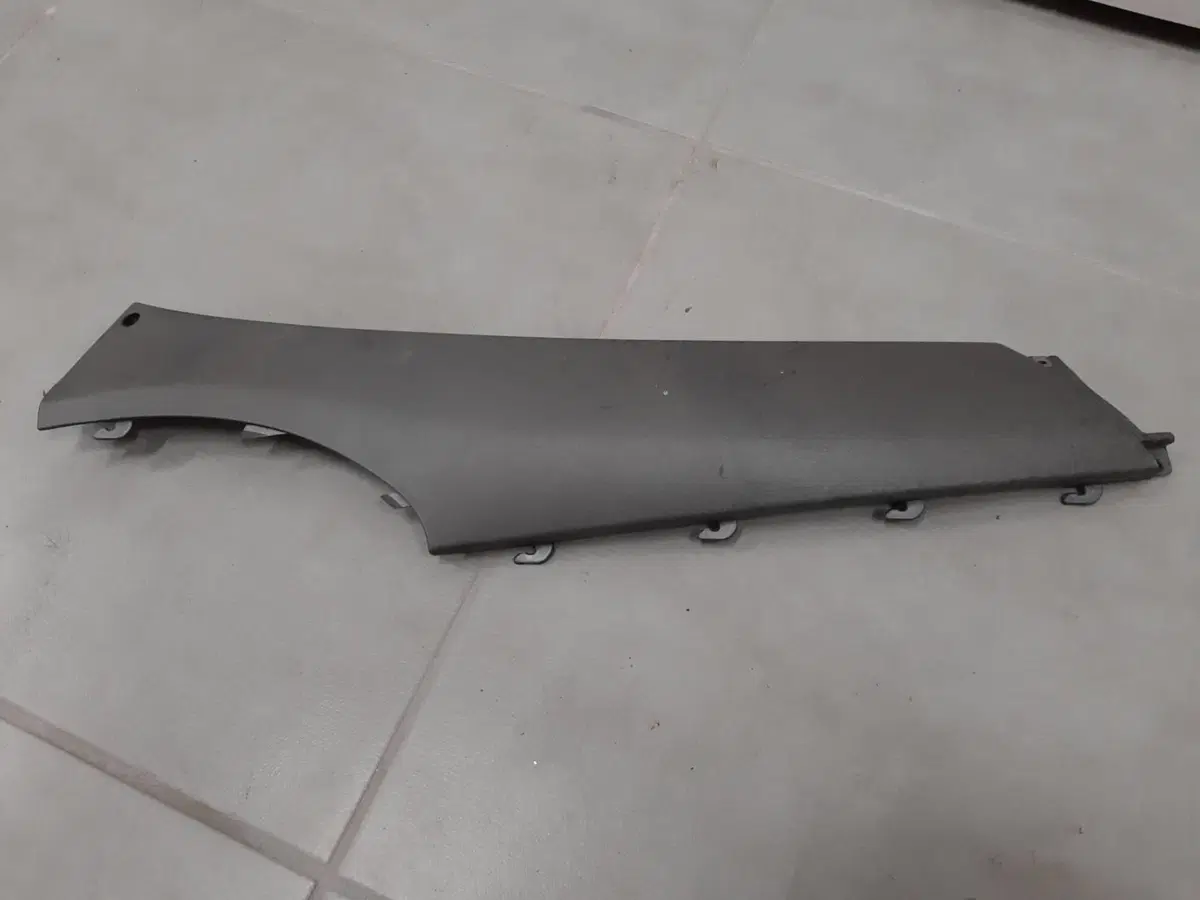 Pannello inferiore posteriore dx Piaggio X9 (3)