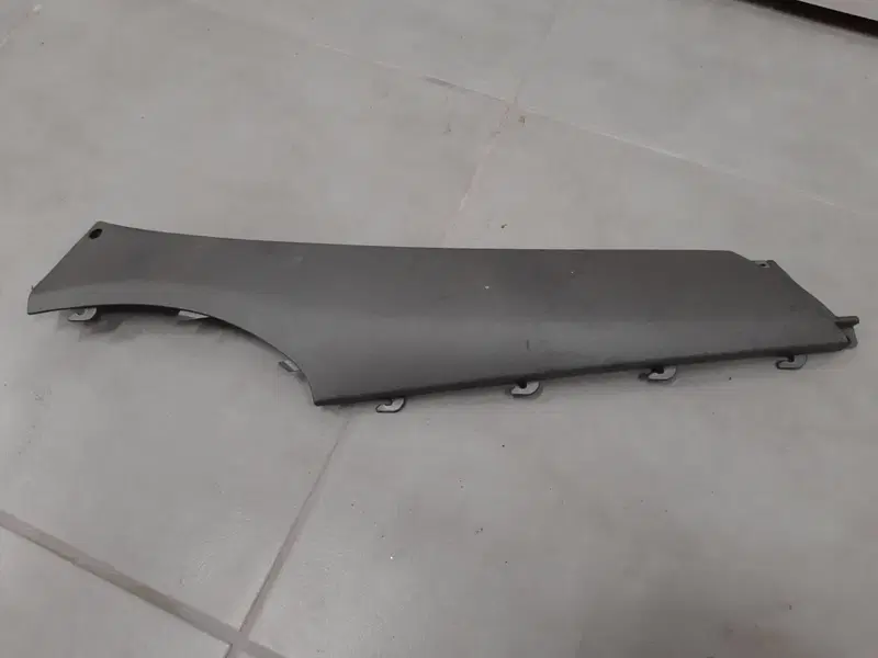 Pannello inferiore posteriore dx Piaggio X9 (3)