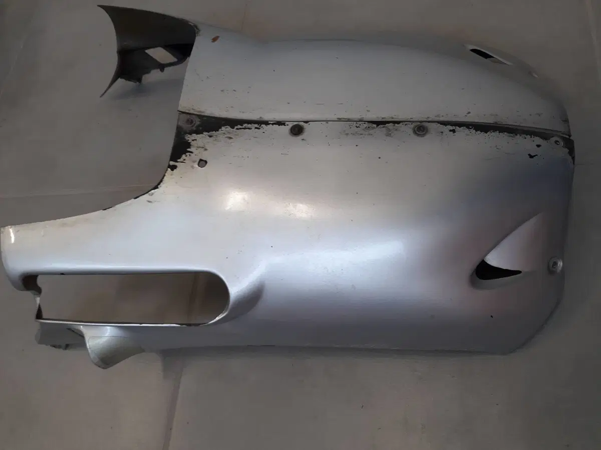 Aprilia leonardo 125/150 sottopedana puntone (2)