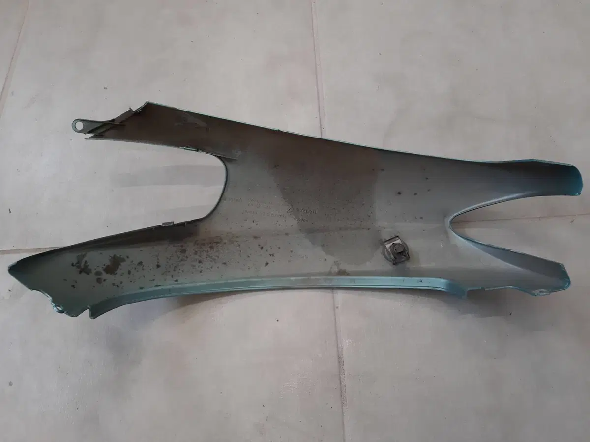 Carena posteriore sx Peugeot 50 Buxy (4)