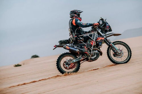 Africa Eco Race. D-8. Poskitt, KTM, nell’affresco di Tidjikja (5)