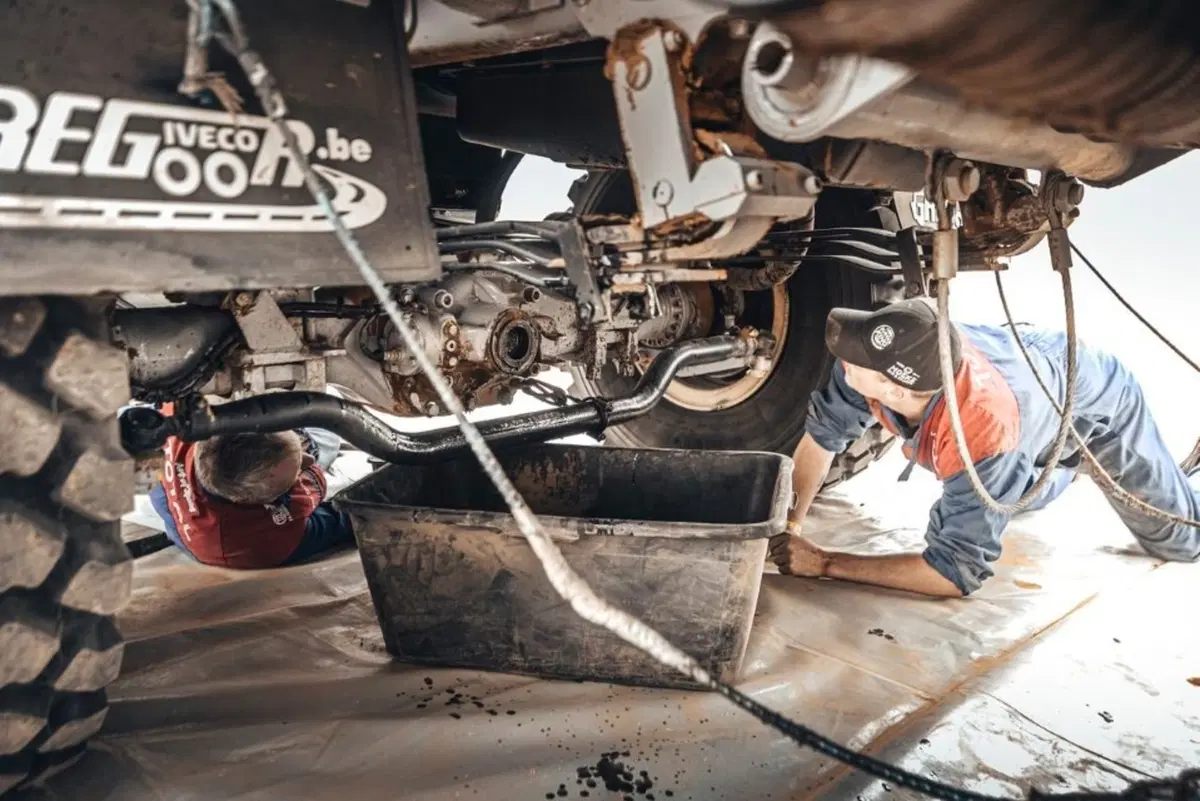 Africa Eco Race. D-8. Poskitt, KTM, nell’affresco di Tidjikja (13)