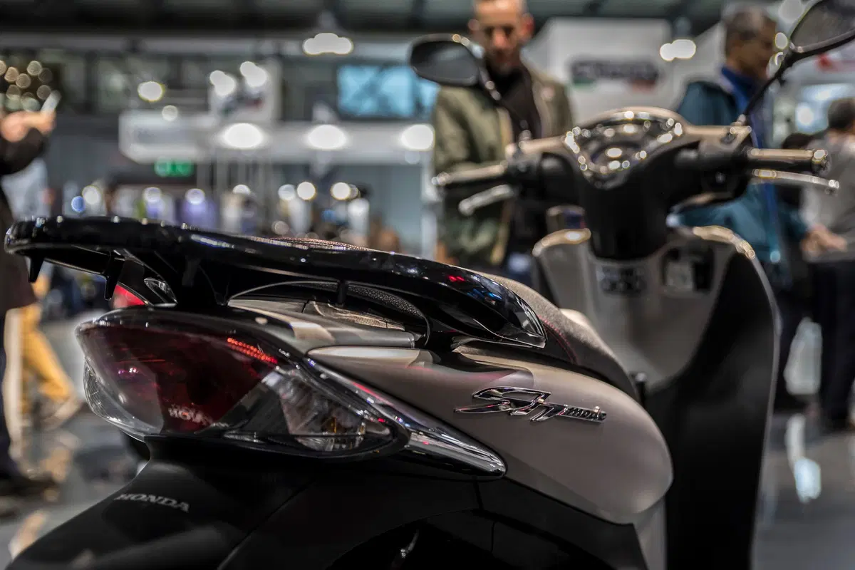 Nuovo Honda SH 125i 2020: foto e dati (10)