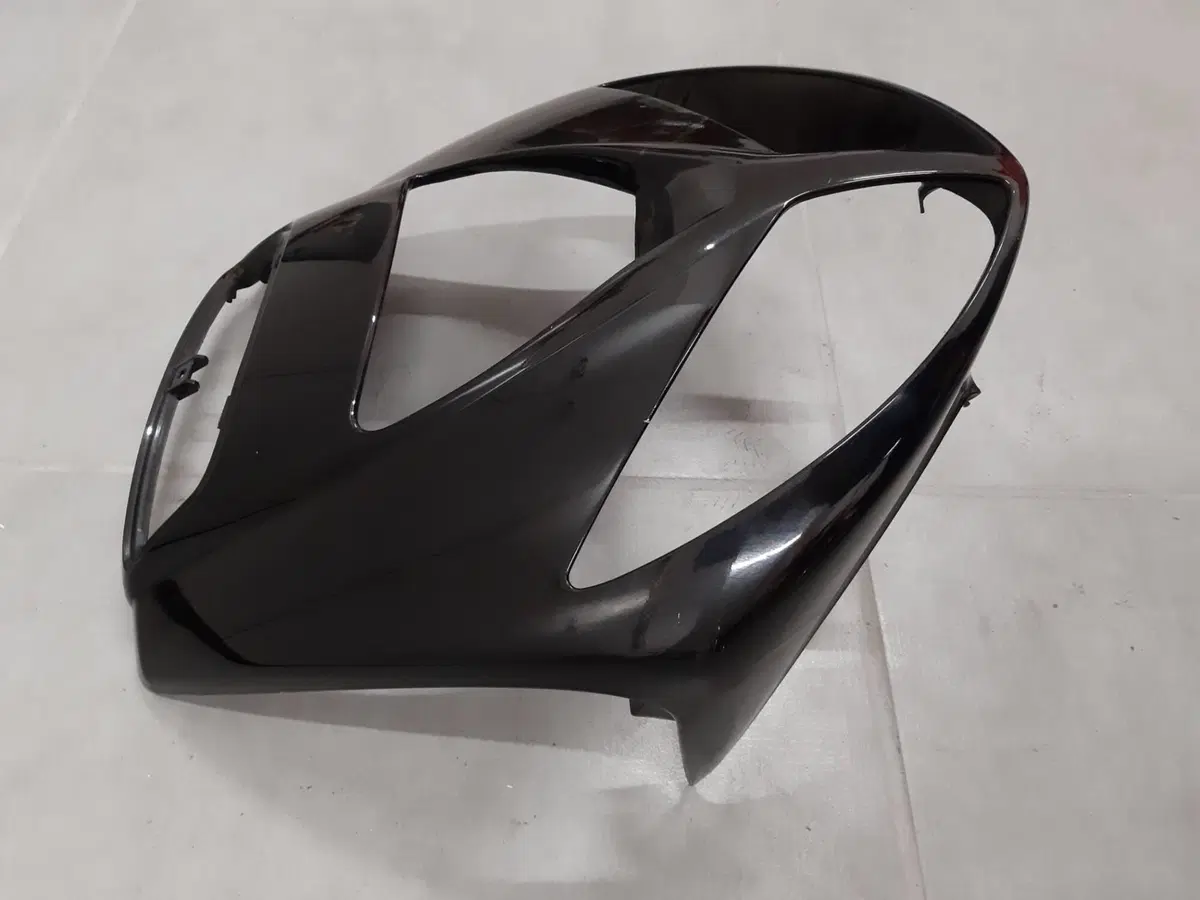 Carena anteriore nera Peugeot speedfight 50 (2)