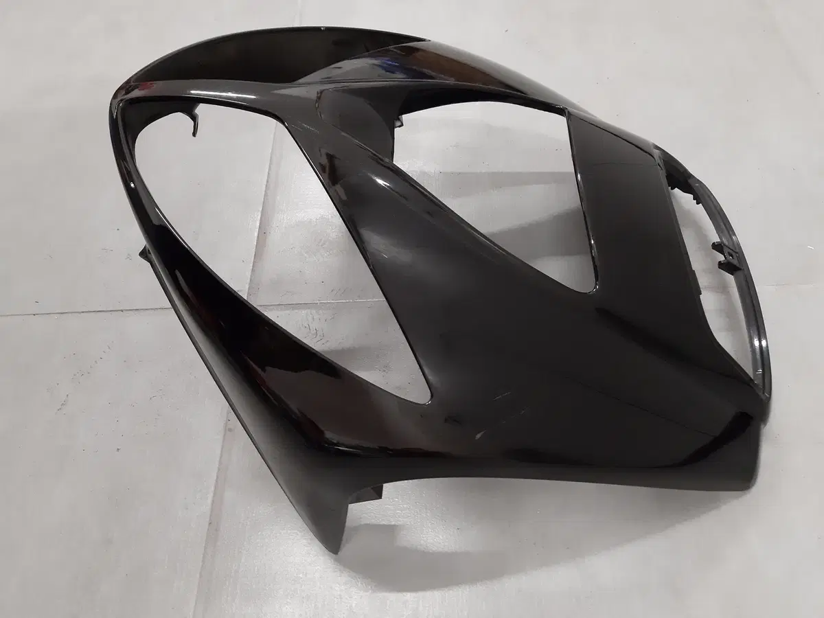 Carena anteriore nera Peugeot speedfight 50 (3)