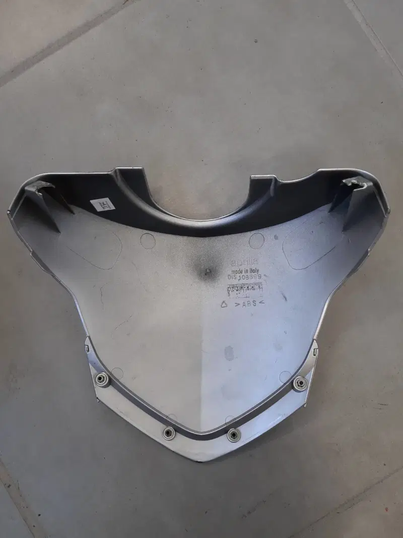 Carena frontale Aprilia Sr 50 (5)