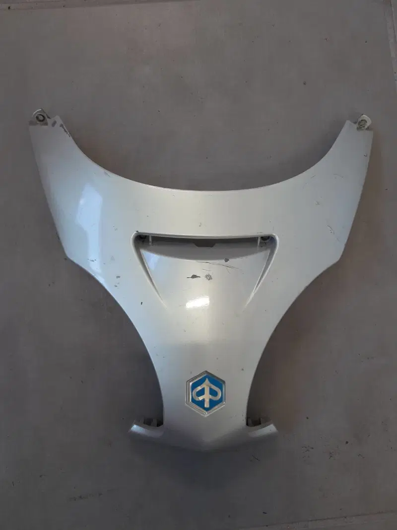 Carena scudo anteriore Piaggio X9