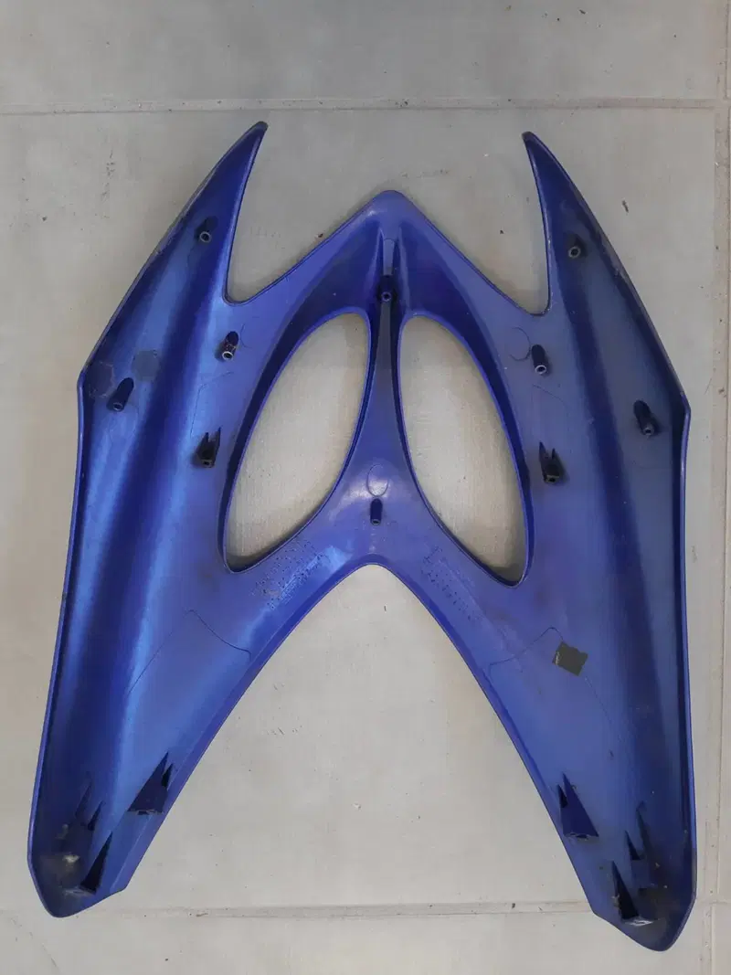 Scudo frontale Yamaha Aerox 50 (2)