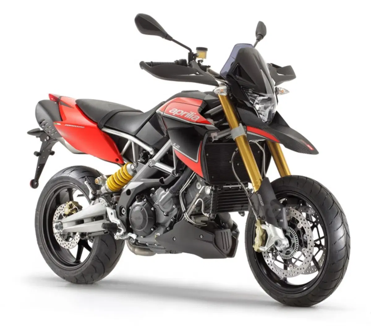 Aprilia Dorsoduro 1200 2012 (2)