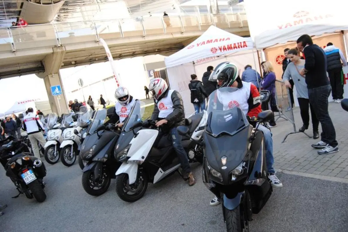 Motodays 2012: i demoride nelle aree esterne (6)