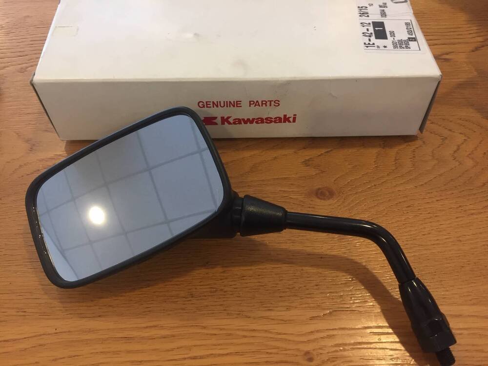 Specchietto Sx Kawasaki Z750 / Z1000 (2)