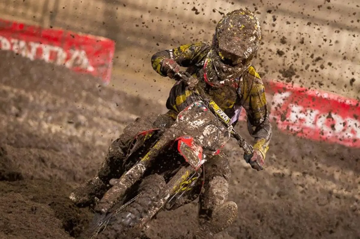 Supercross. A Daytona vince James Stewart (8)