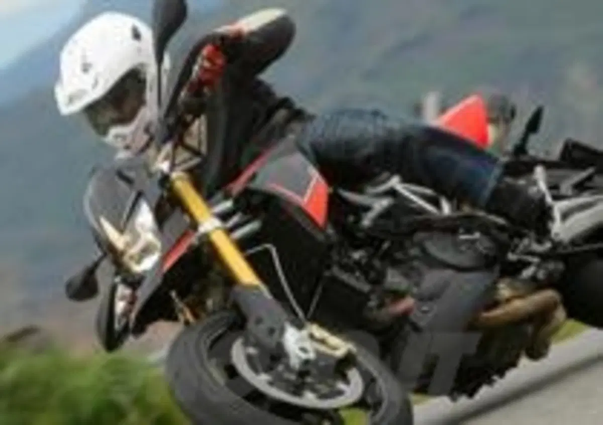 Aprilia Dorsoduro 1200 2012 