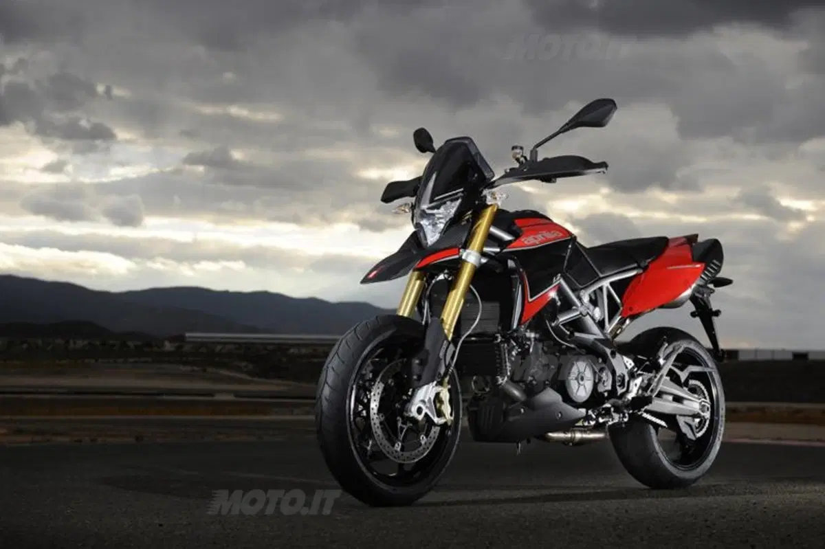 Aprilia Dorsoduro 1200 2012  (20)