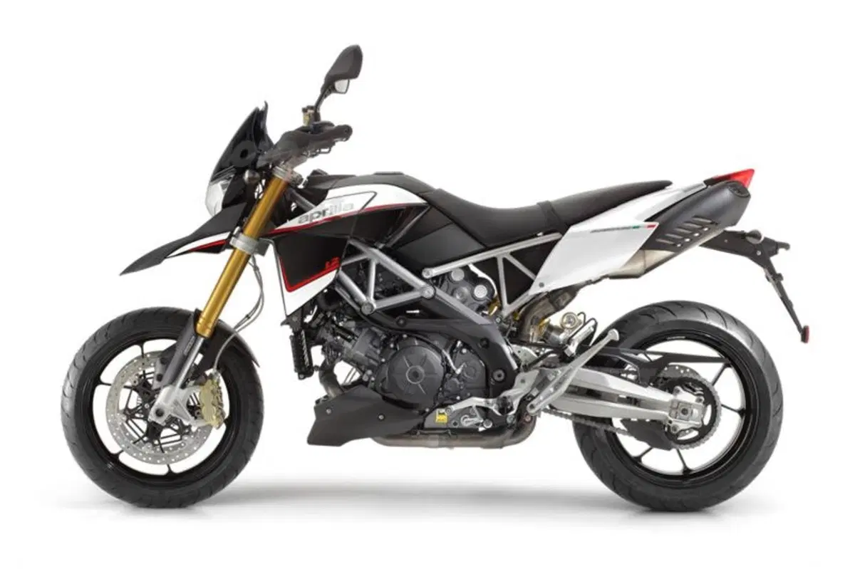 Aprilia Dorsoduro 1200 2012  (37)