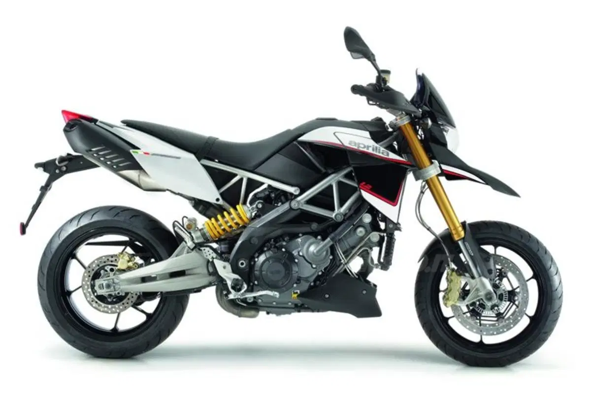 Aprilia Dorsoduro 1200 2012  (38)