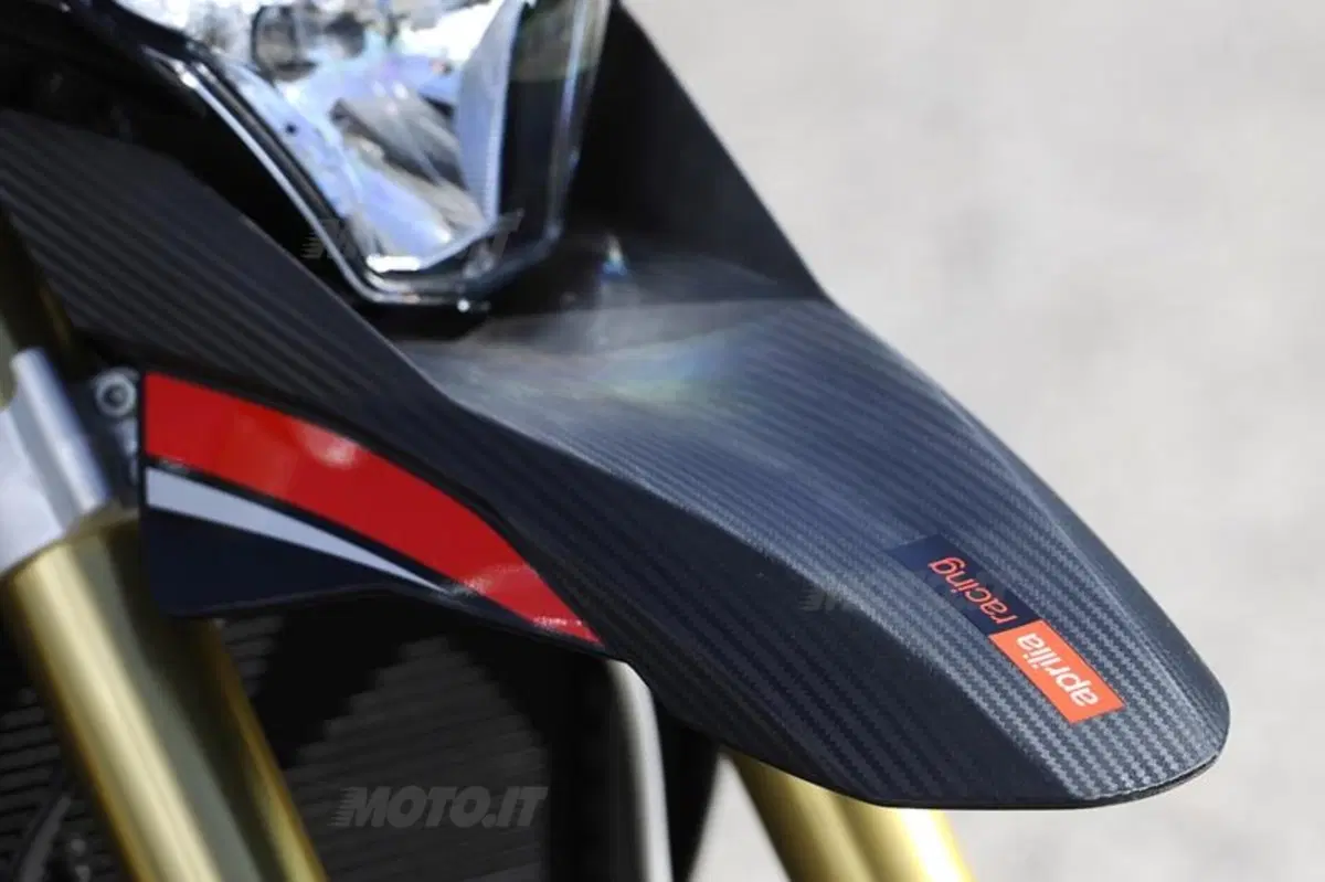 Aprilia Dorsoduro 1200 2012  (43)