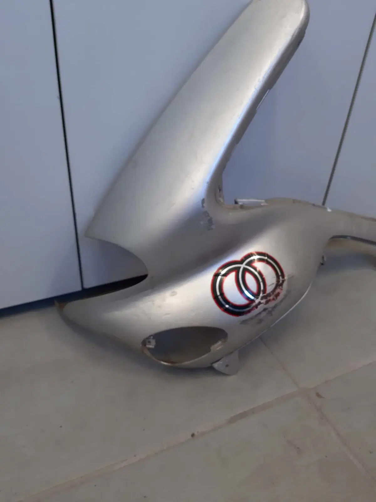 Carena anteriore sx Gilera Runner grigia. (2)